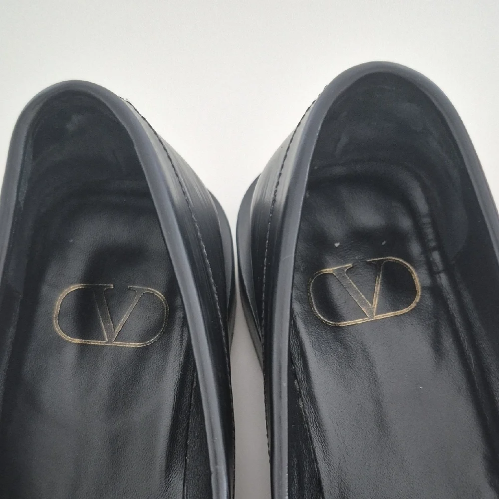 Valentino Garavani Women's Black Leather Loafers with Roman Studs, Size 38 - Picture 11 of 16